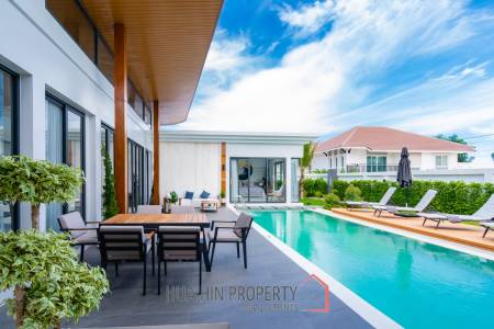 3 Beds 3 Baths 407.29 SQ.M. Thipurai Luxury Pool Villas