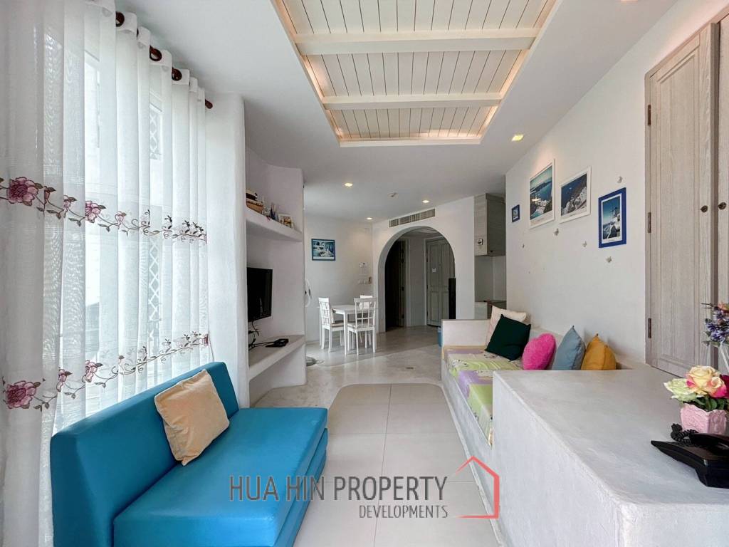 Chelona : 2 Bed Beachfront Condo Pool View