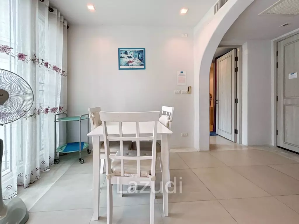 Chelona : 2 Bed Beachfront Condo Pool View