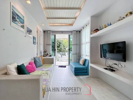 Chelona : 2 Bed Beachfront Condo Pool View