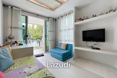 Chelona : 2 Bed Beachfront Condo Pool View