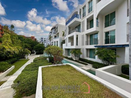 Chelona : 2 Bed Beachfront Condo Pool View