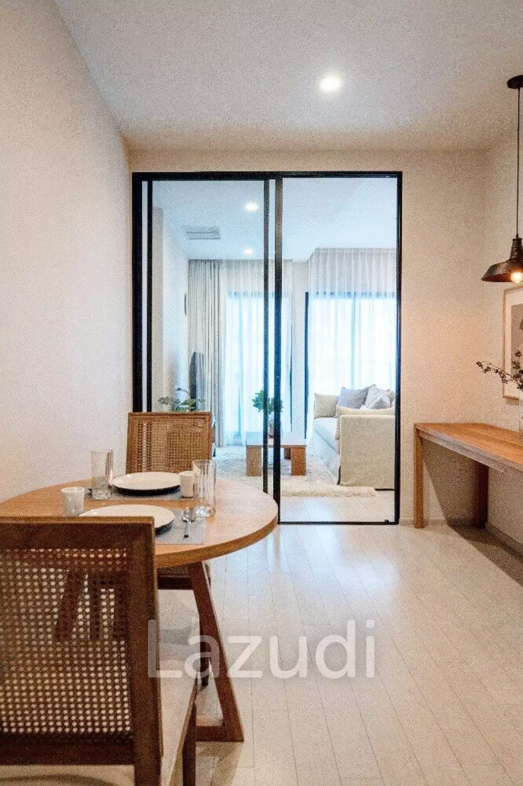 1 Bed 1 Bath 47 SQ.M Noble Ploenchit
