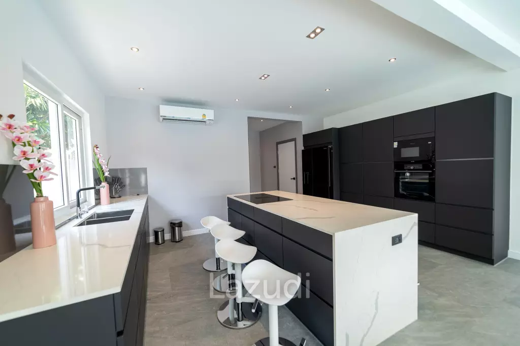 6 Bed 8 Bath 845 SQ.M Siam Royal View Pattaya