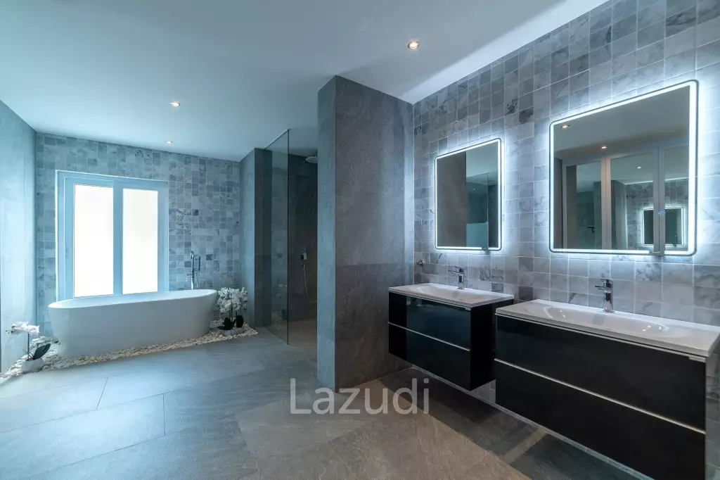 6 Bed 8 Bath 845 SQ.M Siam Royal View Pattaya