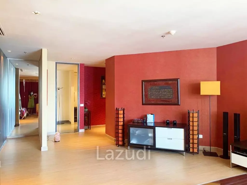 2 Bedroom 2 Bathroom 176 SQ.M The Lakes Condominium
