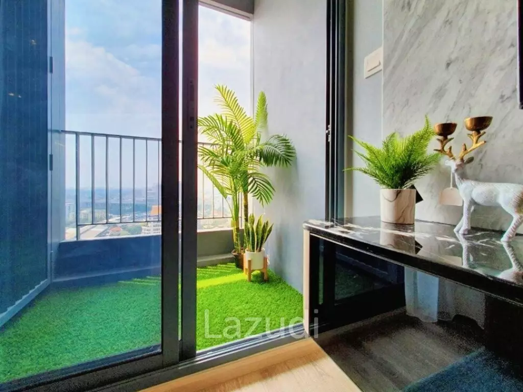 1 Bed 1 Bath 35 SQ.M IDEO Mobi Sukhumvit 66