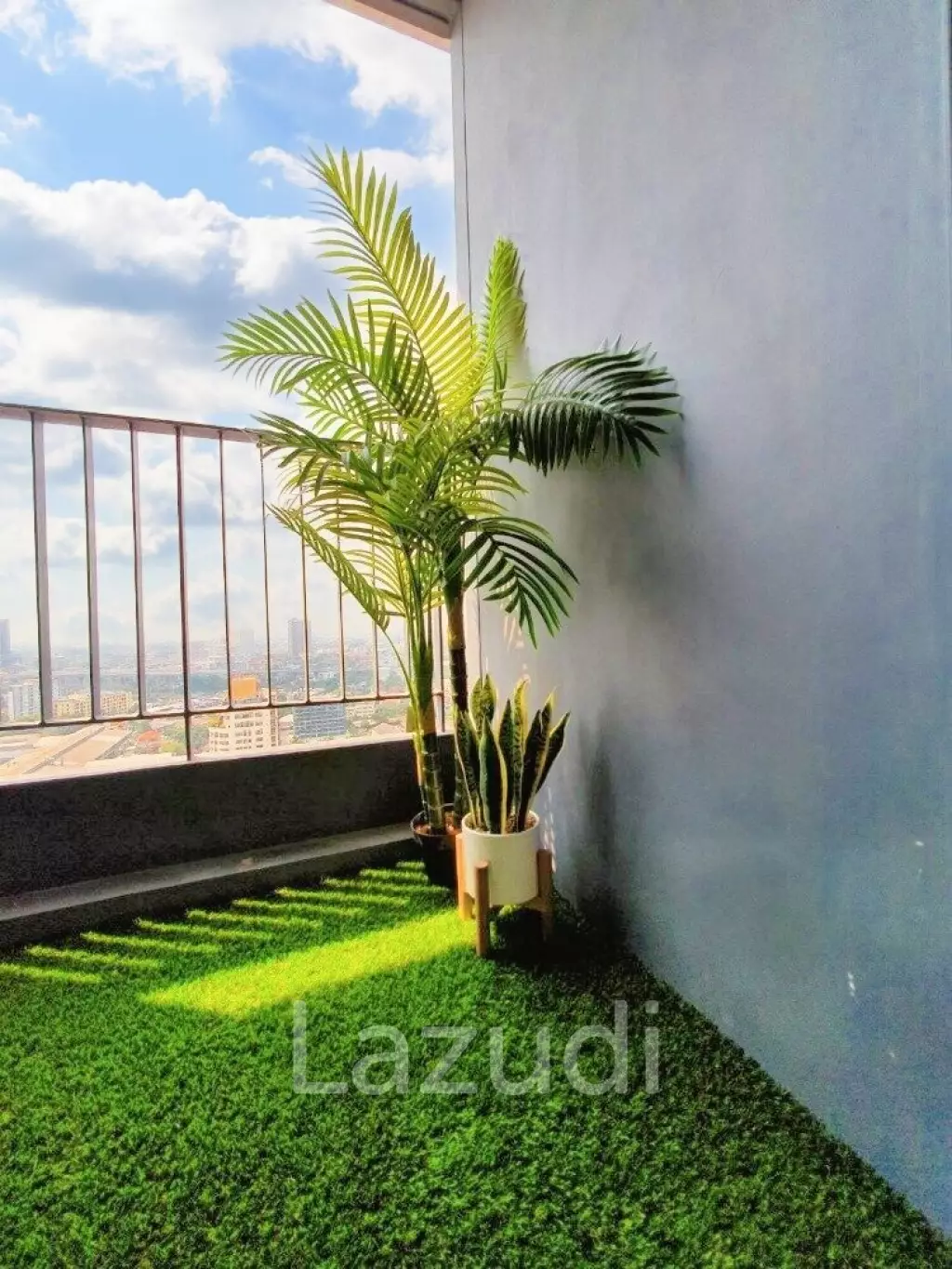 1 Bed 1 Bath 35 SQ.M IDEO Mobi Sukhumvit 66