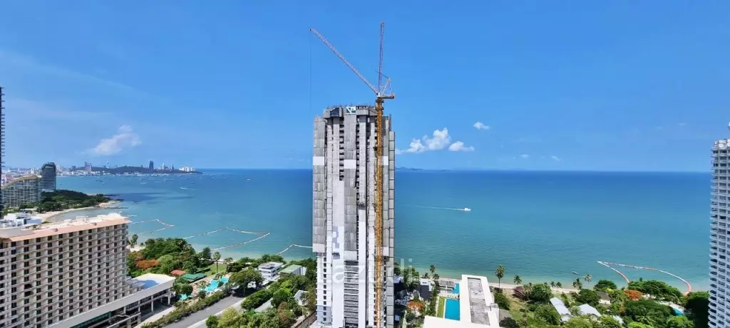 1 Bedroom 1 Bathroom 50.47 SQ.M Riviera Wongamat