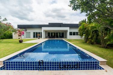 1,200 m² 3 Chambre 4 Salle de bain Villa Pour Louer