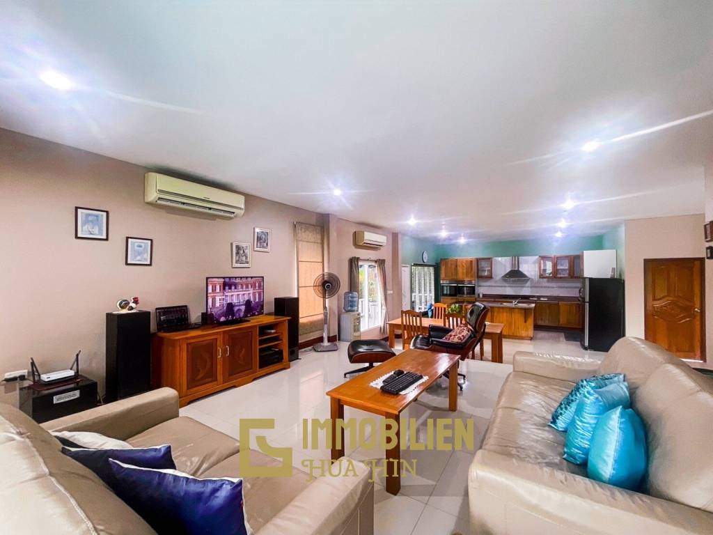 Standalone House Near Palm Hill Golf Course