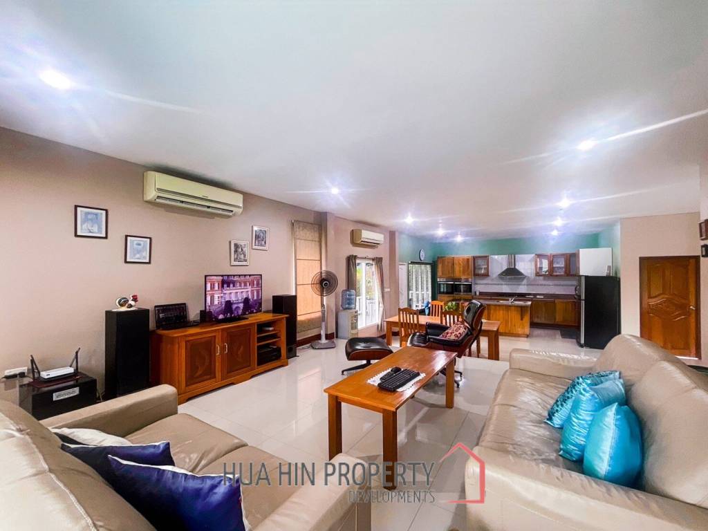 Standalone House Near Palm Hill Golf Course