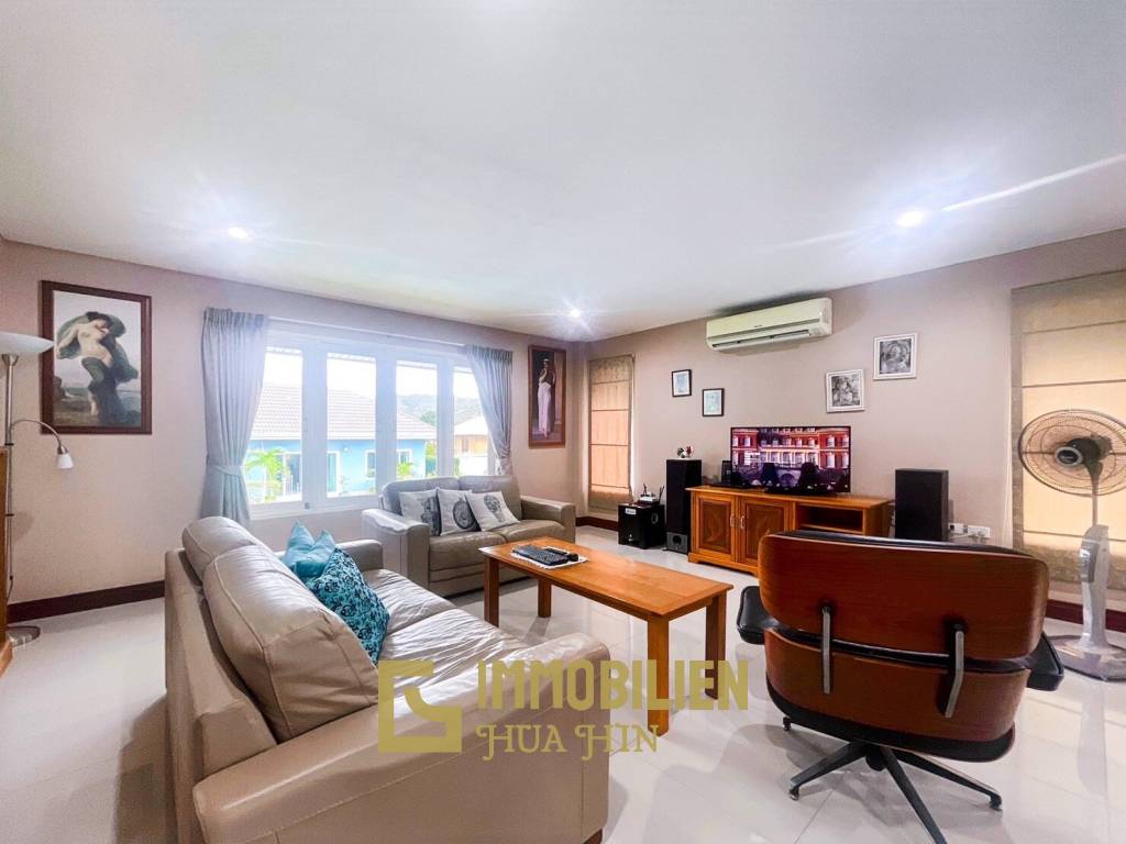 Standalone House Near Palm Hill Golf Course