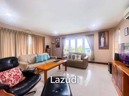 Standalone House Near Palm Hill Golf Course