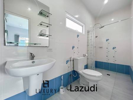 1,716 metro cuadrado 5 ` 4 Baño Villa de Venta