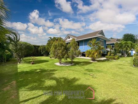 Standalone House Near Palm Hill Golf Course