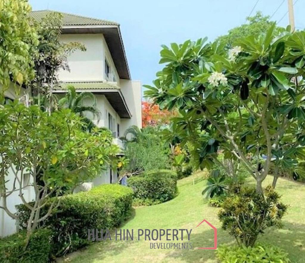 CONDO PALM HILL  : 2 bed nice view