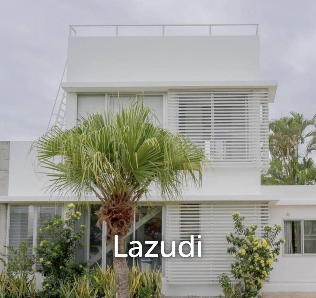 PALM HILL GOLF COURSE  : 4 bed luxury pool villa