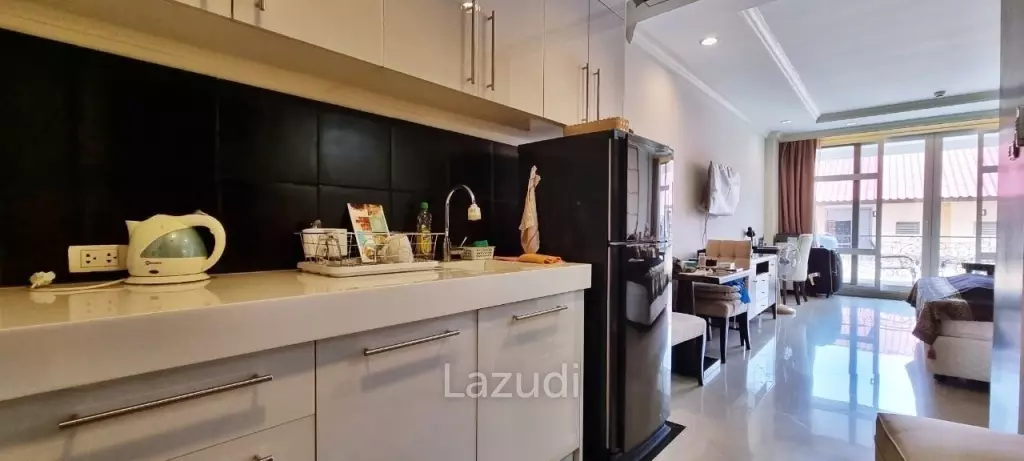 Studio 1 Bath 44.68 SQ.M LK Legend Condominium