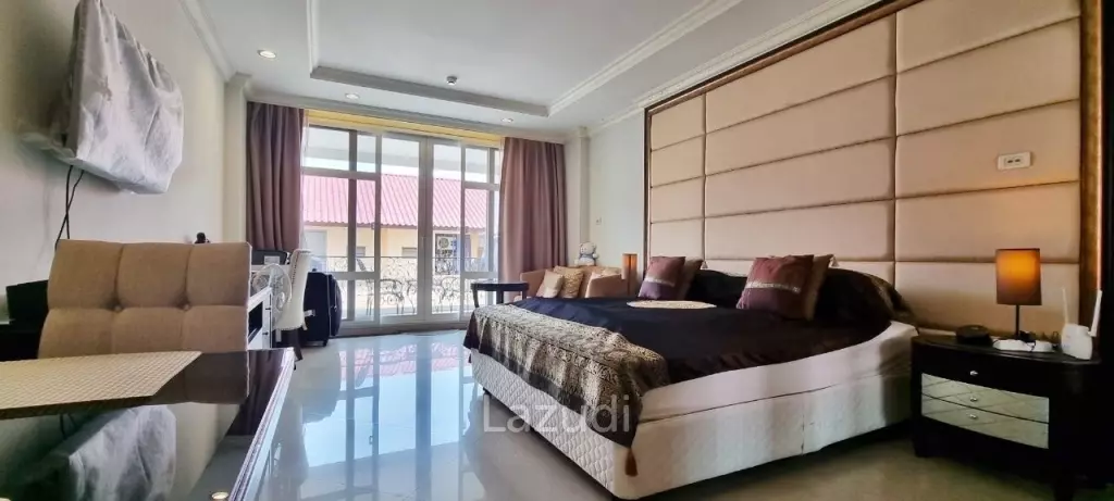 Studio 1 Bath 44.68 SQ.M LK Legend Condominium