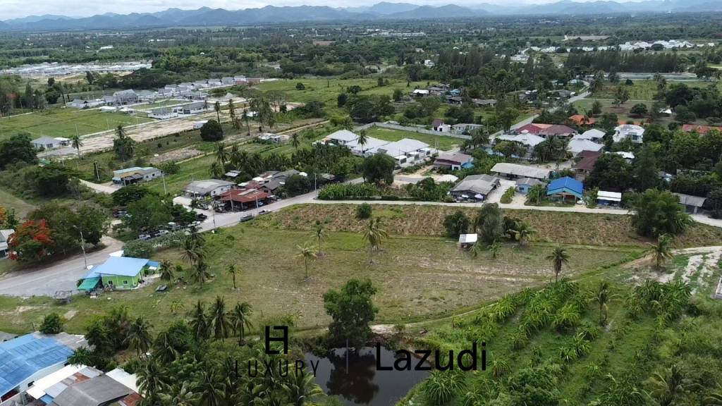 2,452 SQM Land Plot : Hin Lek Fai