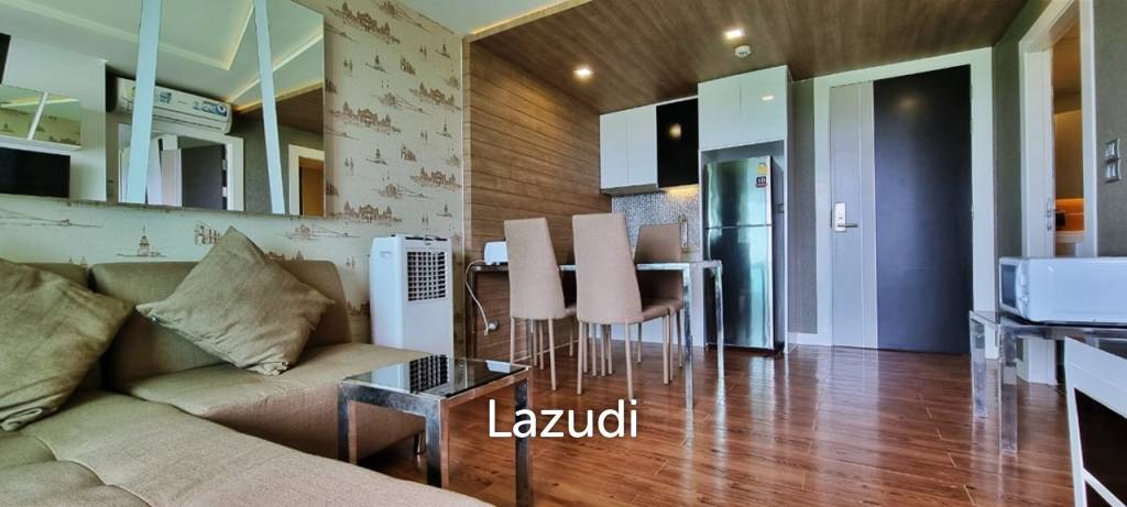 1 Bed 1 Bath 44.77 SQ.M. The Feelture Condo