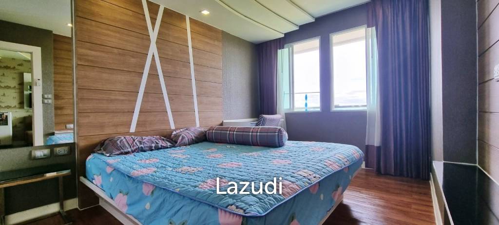 1 Bed 1 Bath 44.77 SQ.M. The Feelture Condo
