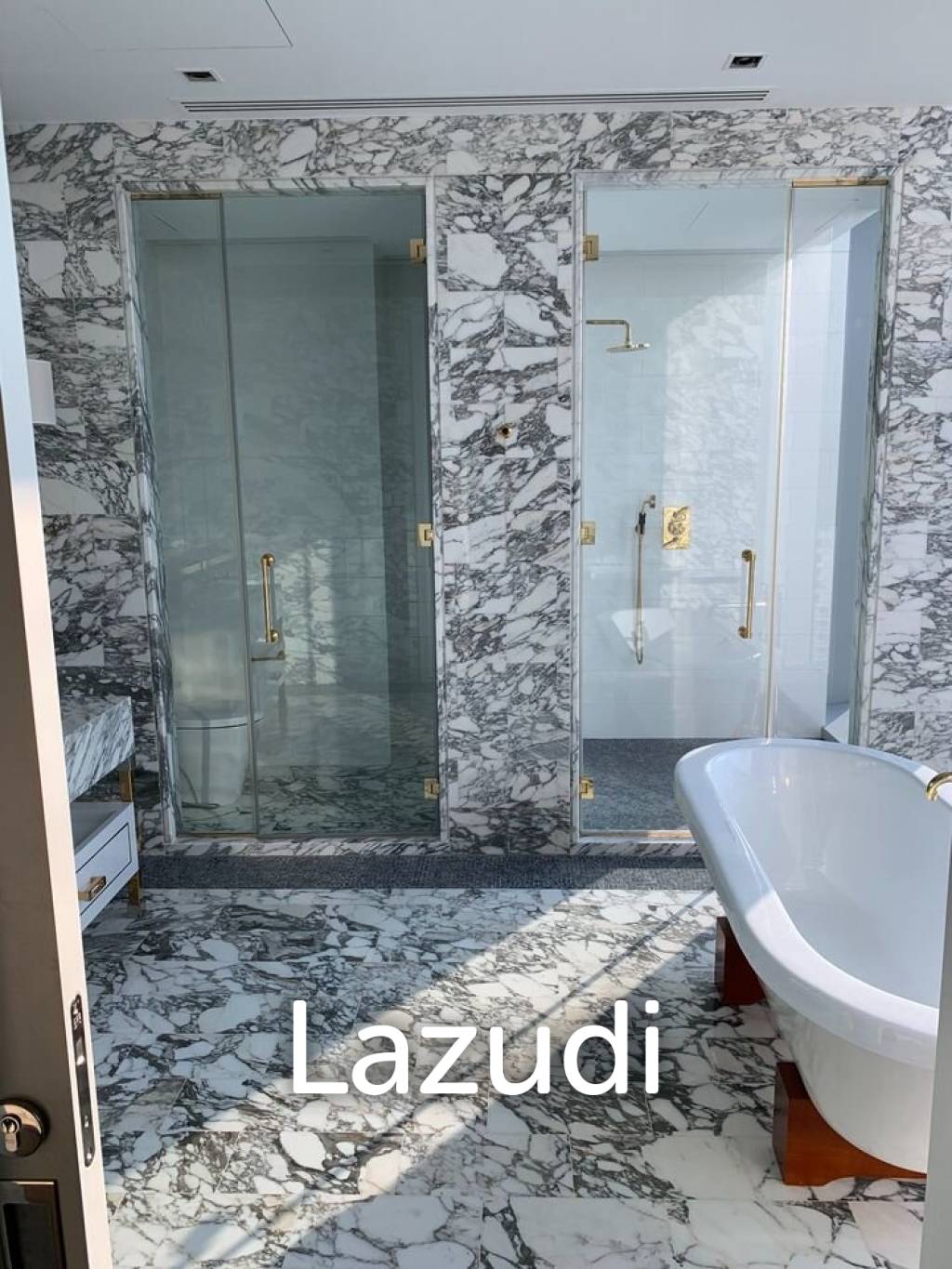 3 Bed 211 SQ.M The Ritz-Carlton Residences