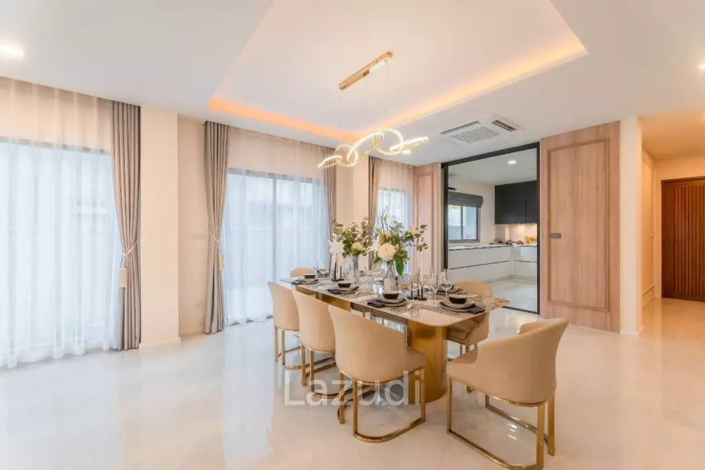 4 Bed 5 Bath 490.42 SQ.M HyLuxe Mae Rim