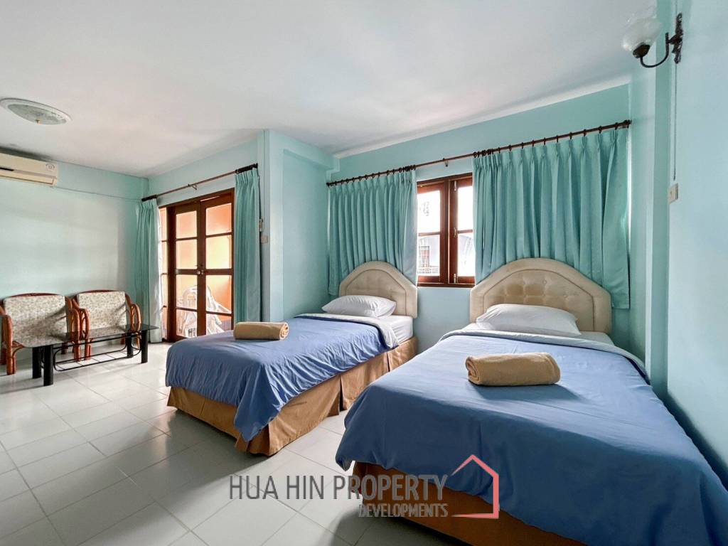 4 Storey Townhouse : 12 Bedroom Hotel On Soi 67