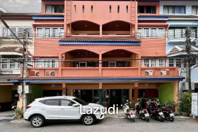 4 Storey Townhouse : 12 Bedroom Hotel On Soi 67