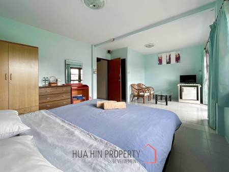 4 Storey Townhouse : 12 Bedroom Hotel On Soi 67