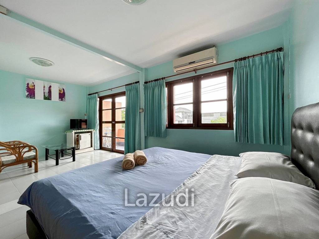 4 Storey Townhouse : 12 Bedroom Hotel On Soi 67