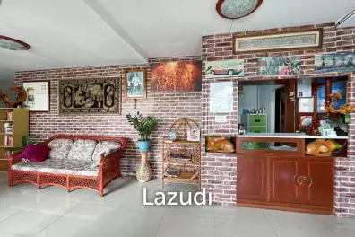 4 Storey Townhouse : 12 Bedroom Hotel On Soi 67
