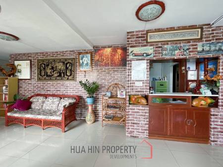 4 Storey Townhouse : 12 Bedroom Hotel On Soi 67