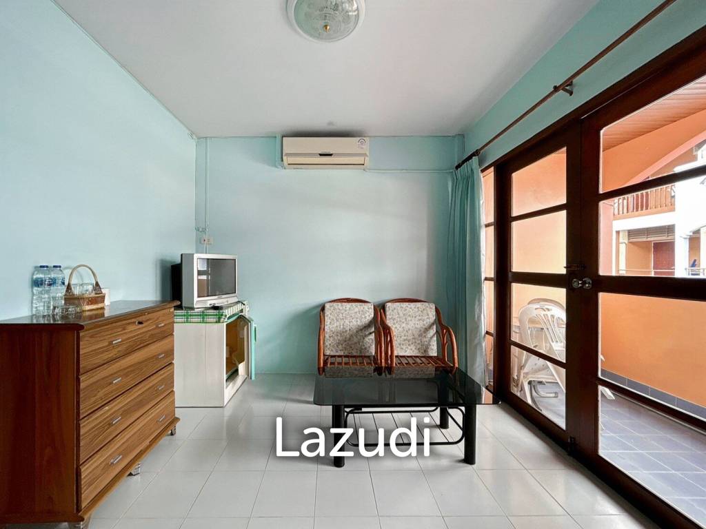 4 Storey Townhouse : 12 Bedroom Hotel On Soi 67