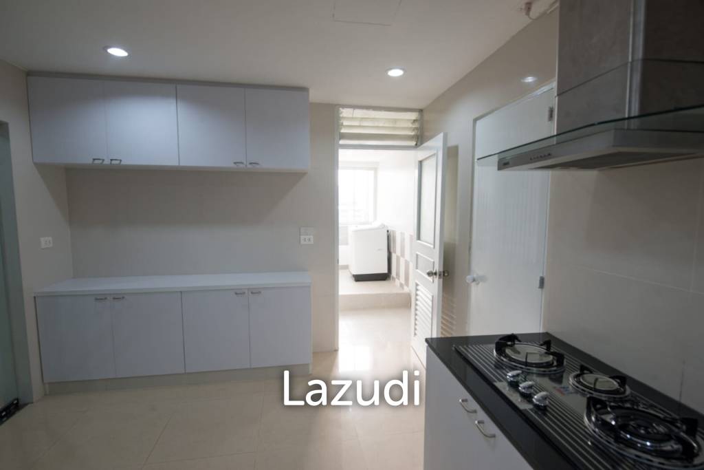 3 Bed 4 Bath 243 SQ.M President Park Sukhumvit 24