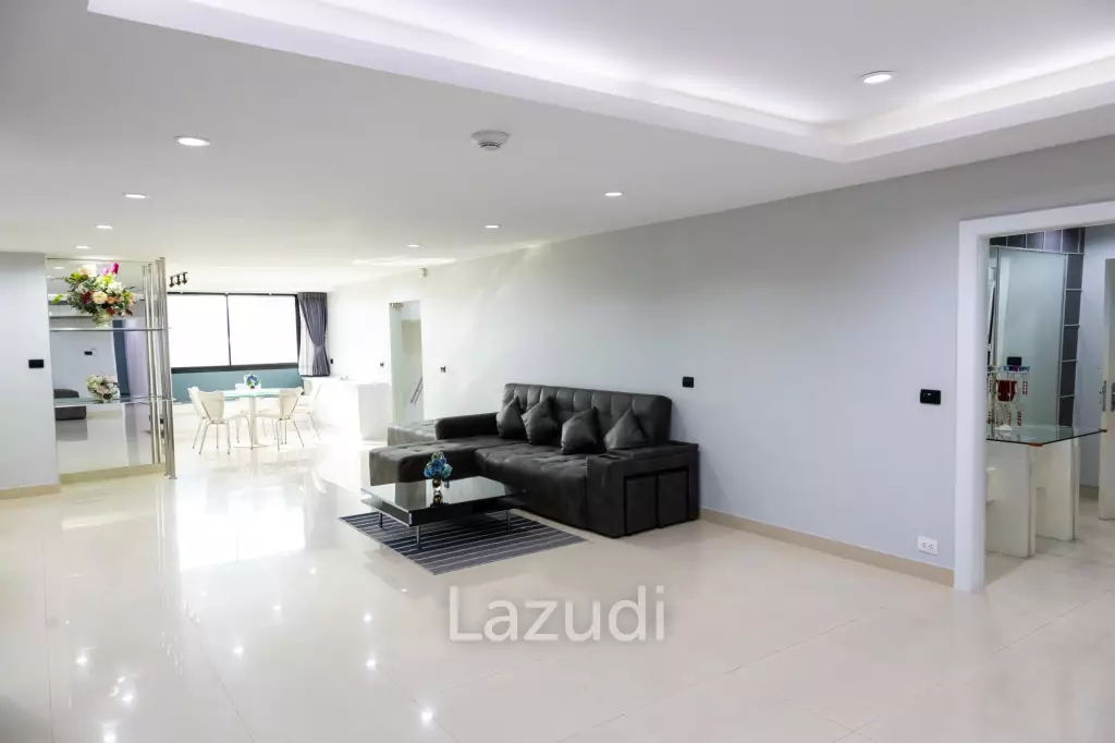 3 Bed 4 Bath 243 SQ.M President Park Sukhumvit 24