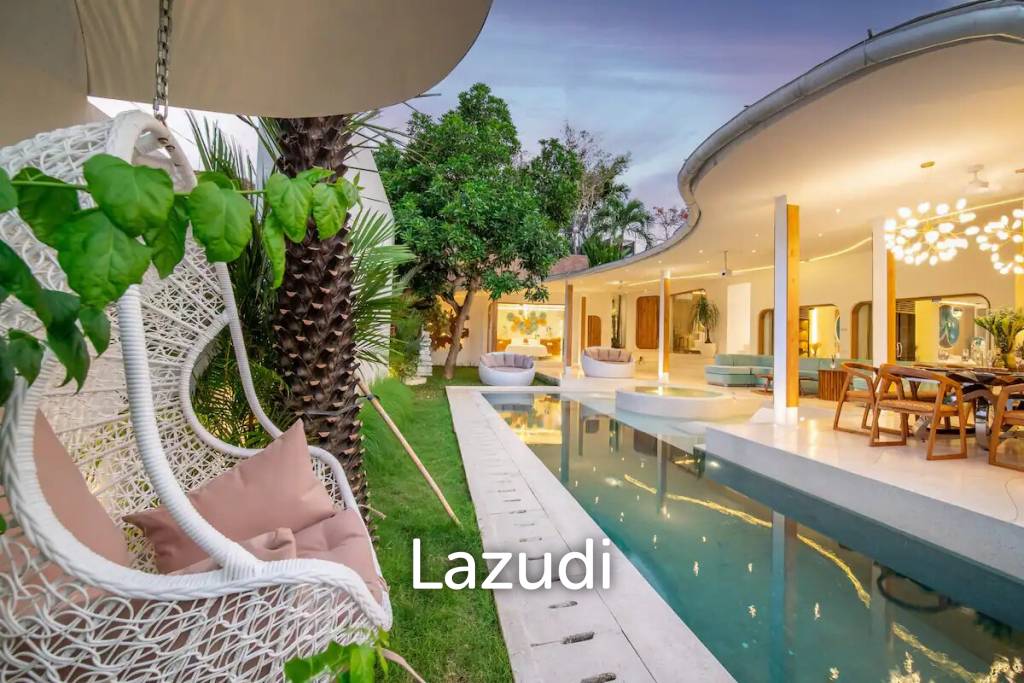 Luxurious 5-Bedroom Villa for Sale in Umalas