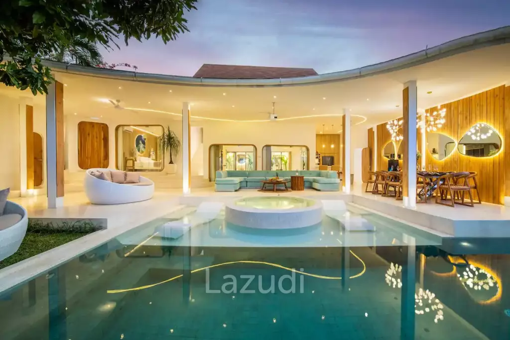 Luxurious 5-Bedroom Villa for Sale in Umalas