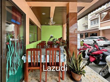 4 Storey Townhouse : 12 Bedroom Hotel On Soi 67