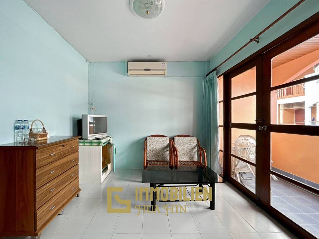 4 Storey Townhouse : 12 Bedroom Hotel On Soi 67