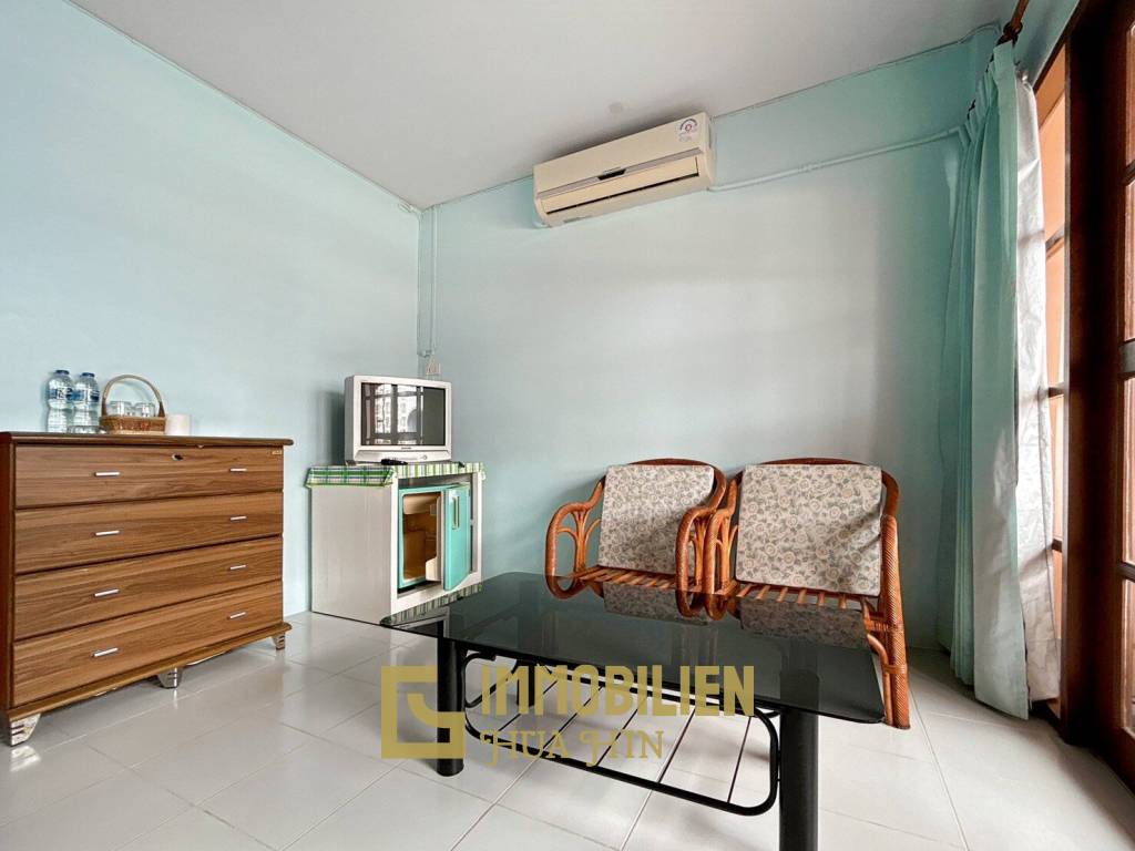 4 Storey Townhouse : 12 Bedroom Hotel On Soi 67