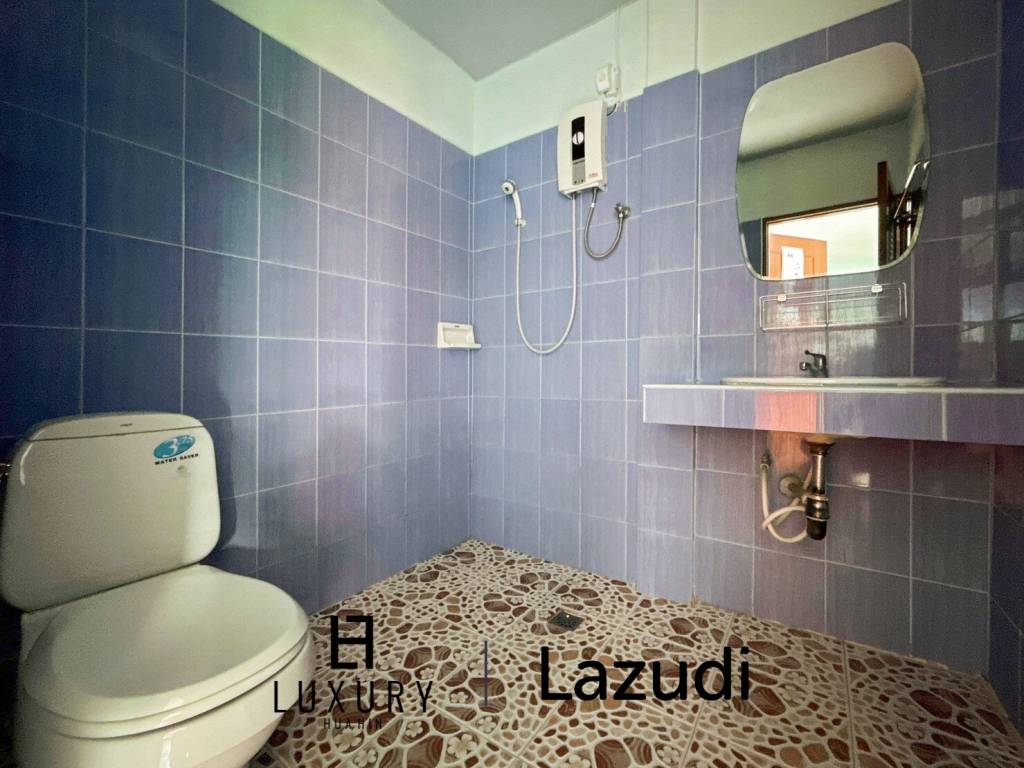 768 平方米 12 床 12 洗澡 联排别墅 对于 销售
