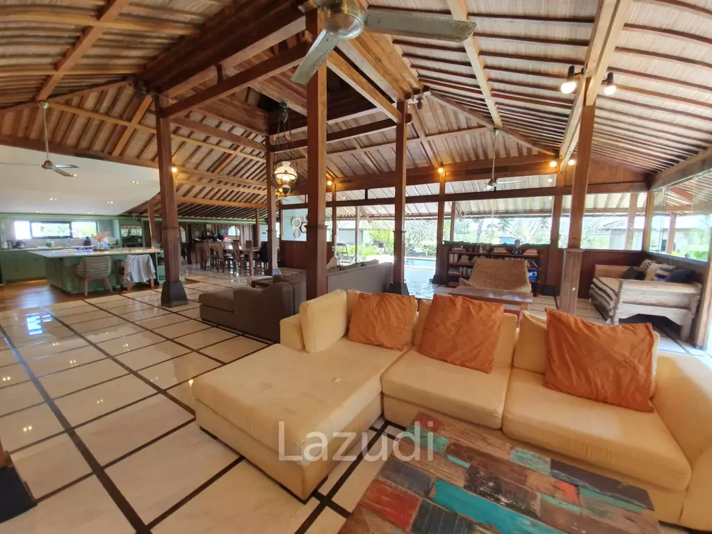 Freehold Villa for Sale in Nyanyi