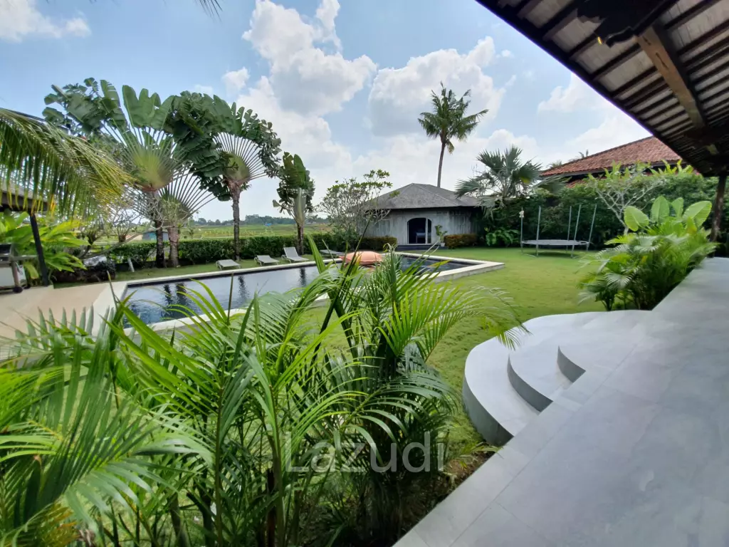 Freehold Villa for Sale in Nyanyi