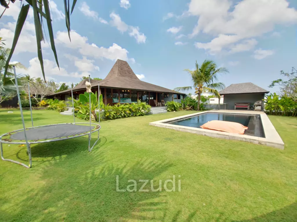 Freehold Villa for Sale in Nyanyi