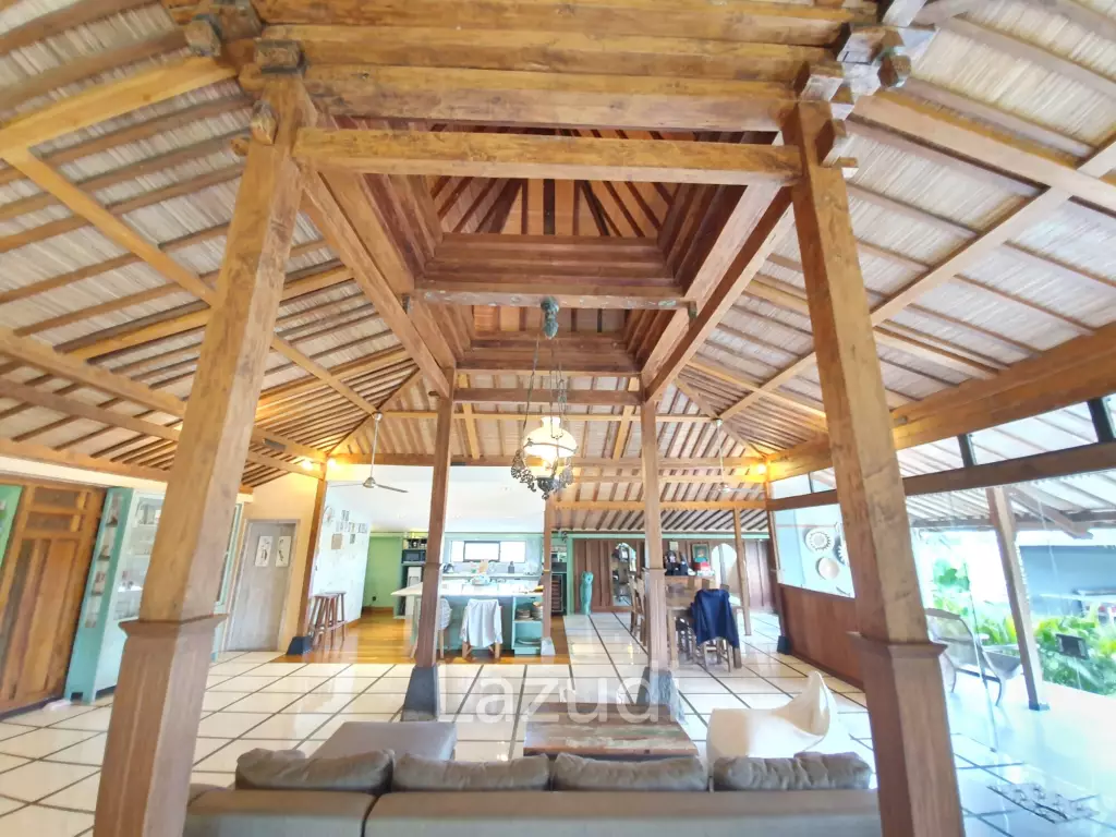 Freehold Villa for Sale in Nyanyi