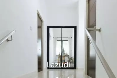 ขายบ้านทรงไทยร่วมสมัย 2 ชั้น 4 ห้องนอน
