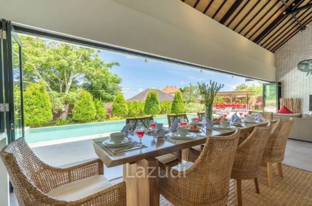Huge Boutique Villa for Sale in Ungasan